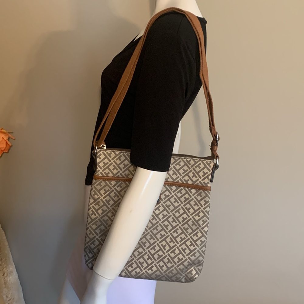Classic Tommy Hilfiger convertible crossbody bag